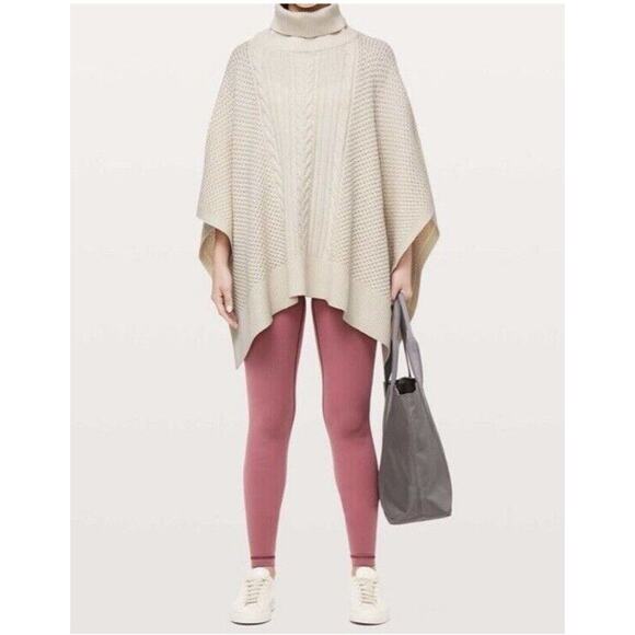 Lululemon Rolling In The Warmth One Size Turtleneck Wool Cable Knit Poncho New - Picture 1 of 8
